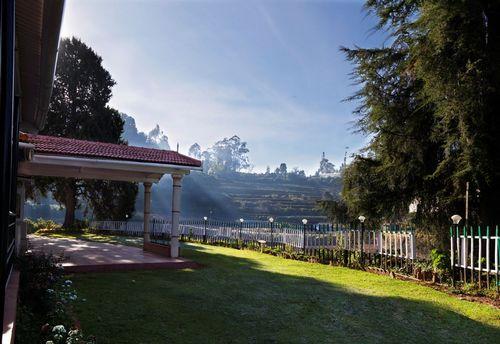 Bouganvilla Resort Ooty Buitenkant foto