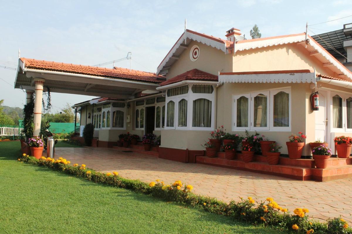 Bouganvilla Resort Ooty Buitenkant foto